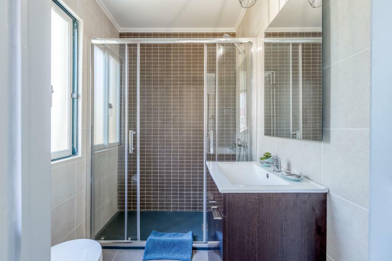 ליסבון Alfama, Bright And Spacious With Private Terrace, By Timecooler מראה חיצוני תמונה